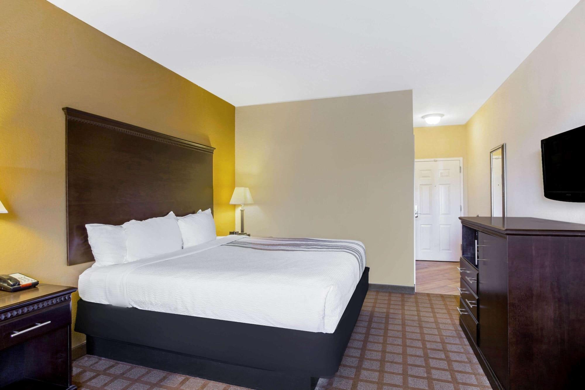 La Quinta By Wyndham Mobile Satsuma / Saraland Hotel Eksteriør billede