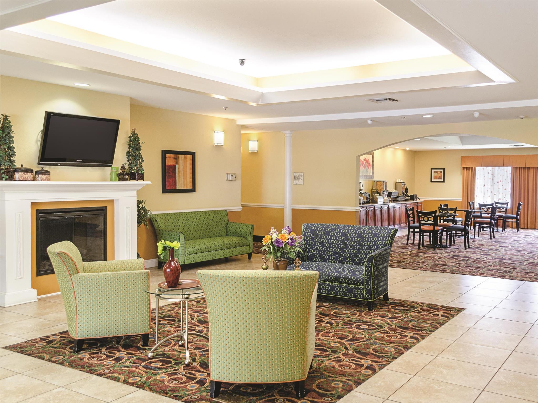 La Quinta By Wyndham Mobile Satsuma / Saraland Hotel Eksteriør billede