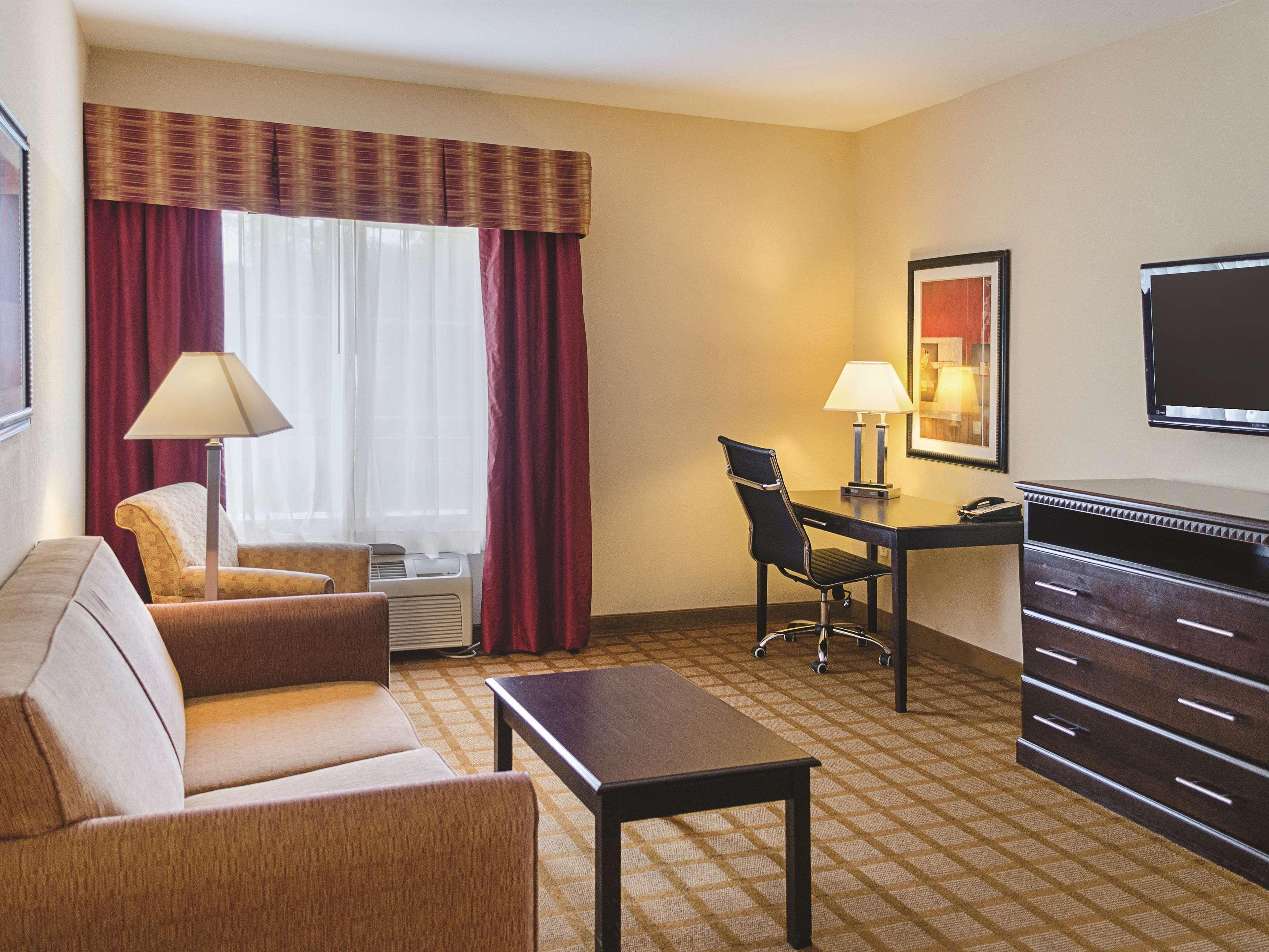 La Quinta By Wyndham Mobile Satsuma / Saraland Hotel Eksteriør billede