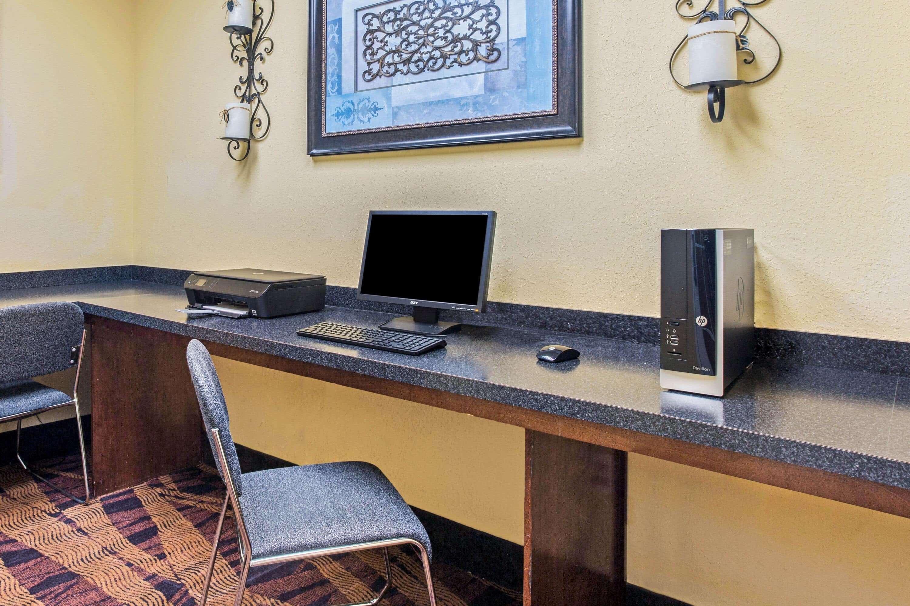 La Quinta By Wyndham Mobile Satsuma / Saraland Hotel Eksteriør billede