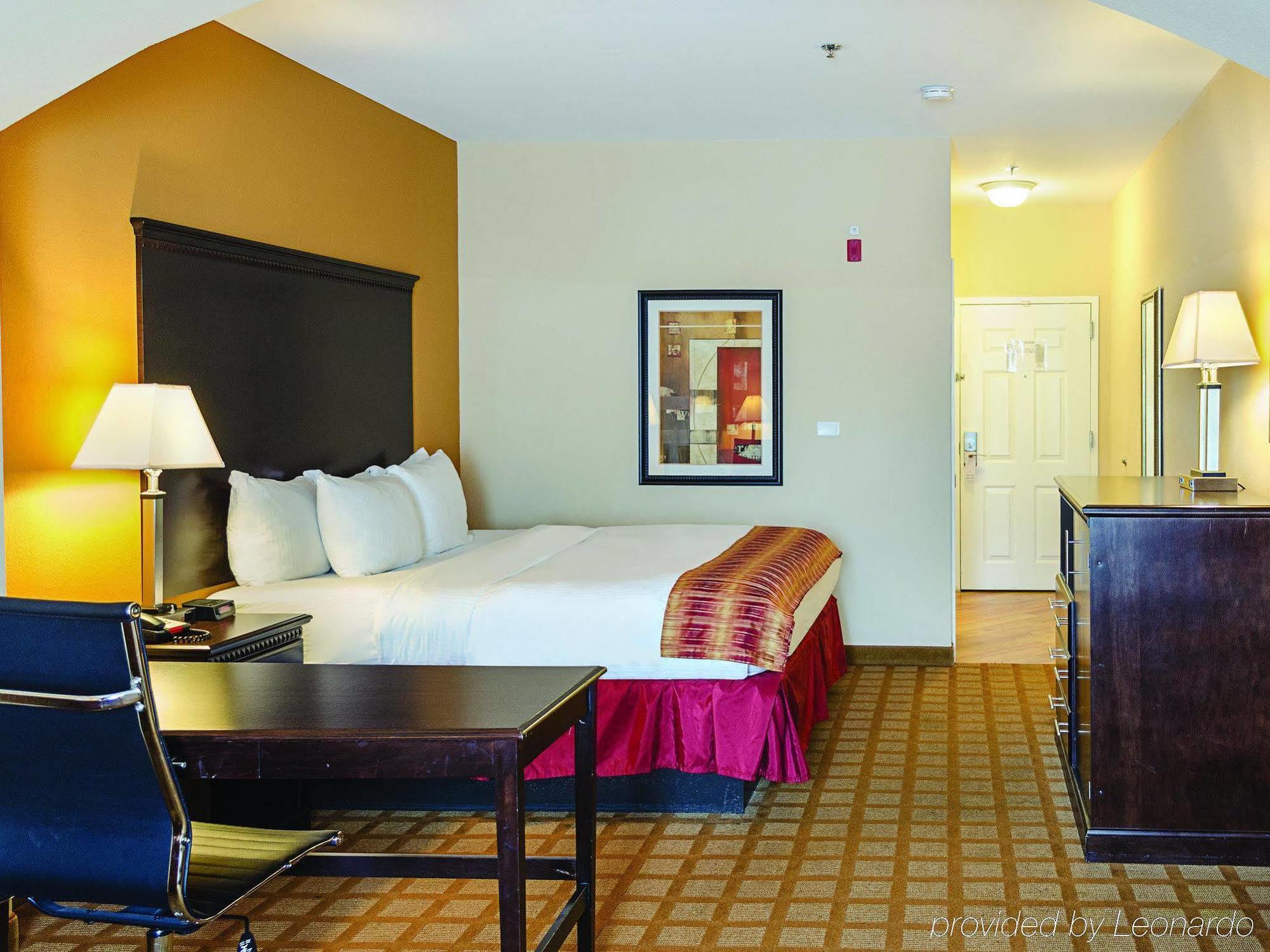 La Quinta By Wyndham Mobile Satsuma / Saraland Hotel Eksteriør billede